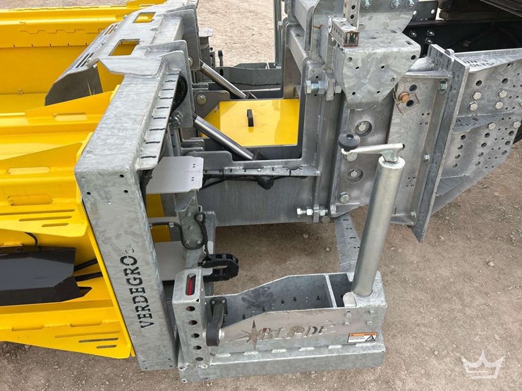 2018-international-4300-image-29