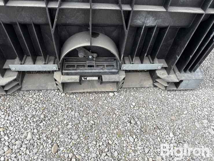 buckhorn-574533cfro-seed-tote-image-10