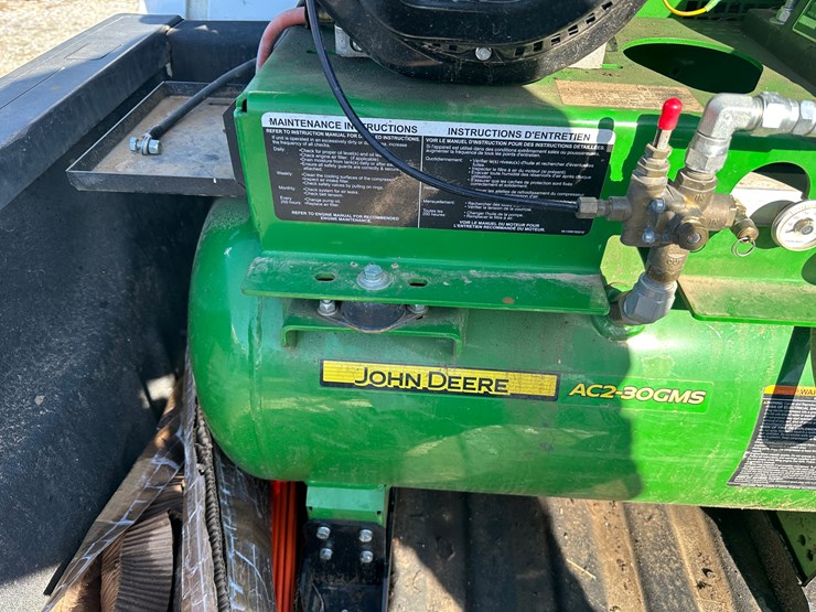 2019-chevrolet-2500-image-21