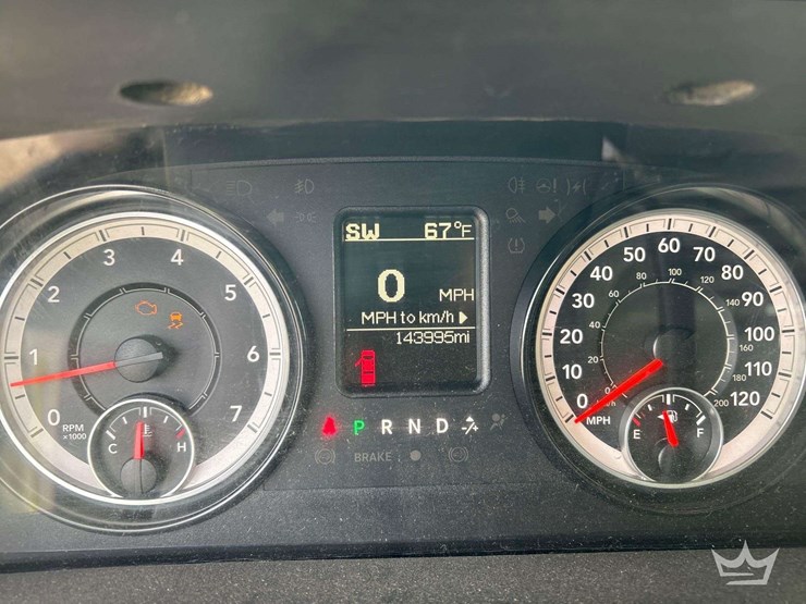 2017-dodge-3500-image-14