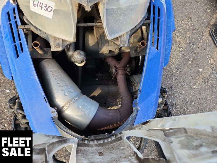 2014-caterpillar-570-image-8