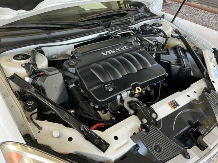 2015-chevrolet-impala-sdn-image-10