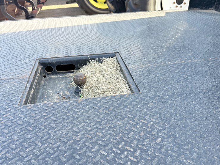 2006-gmc-3500-image-8