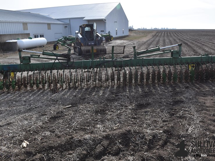 john-deere-400-image-19