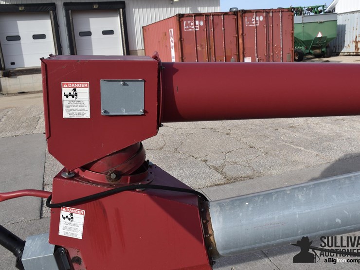 hutchinson-/mayrath-swing-away-auger-image-12