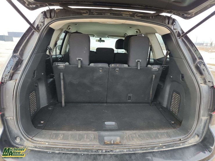 2017-nissan-pathfinder-image-17