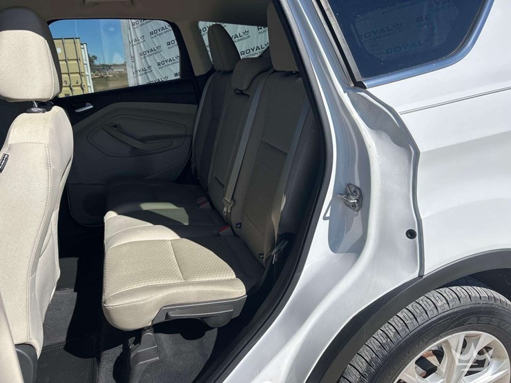 2017-ford-escape-image-17