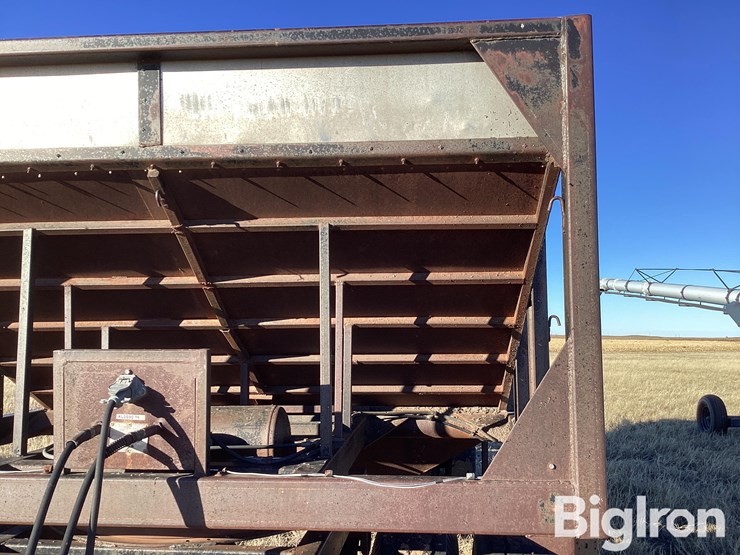 1979-target-20’-pup-grain-trailer-image-14