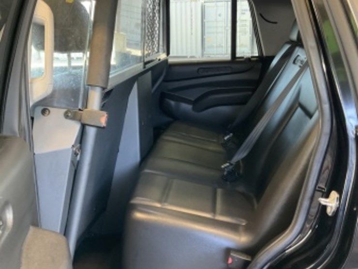 2018-chevrolet-tahoe-image-23