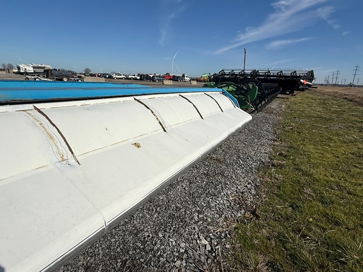 #25671-•-2001-shelbourne-72-24’-header-1857210-inv#-25671-inv#25671-image-11