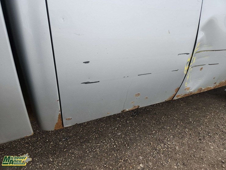 2011-chevrolet-silverado-1500-image-45