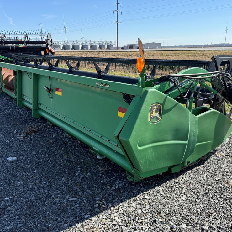 2008 JOHN DEERE 635F