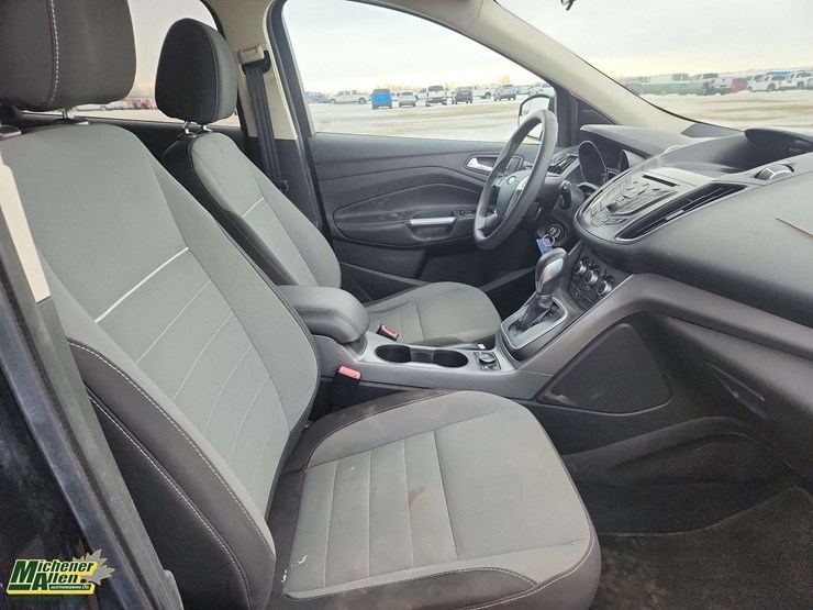 2013-ford-escape-image-18