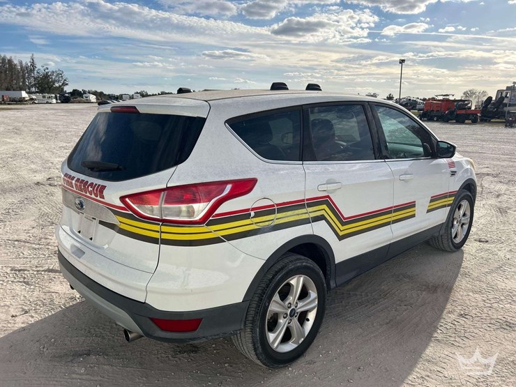 2013-ford-escape-image-3