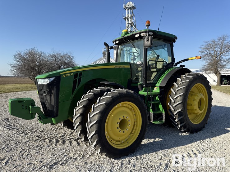 2013-john-deere-8285r-image-1