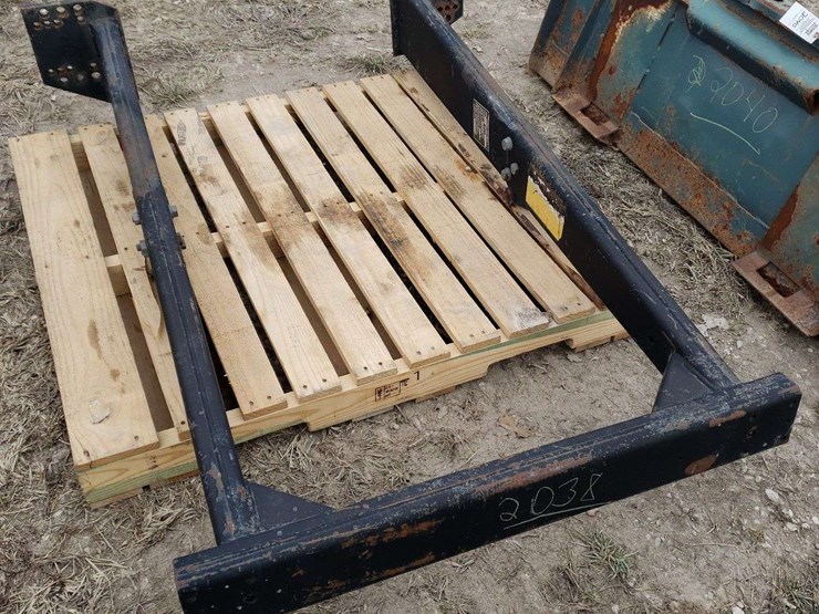 universal-tractor-roll-bar-image-2