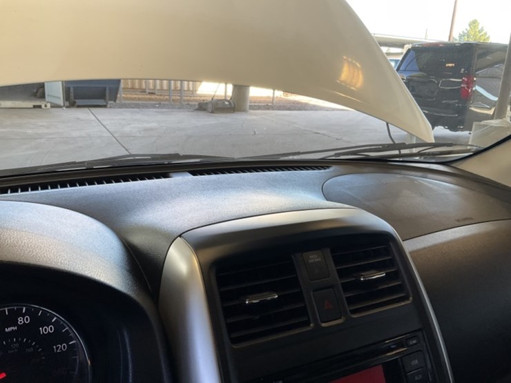 2015-nissan-versa-sdn-image-17