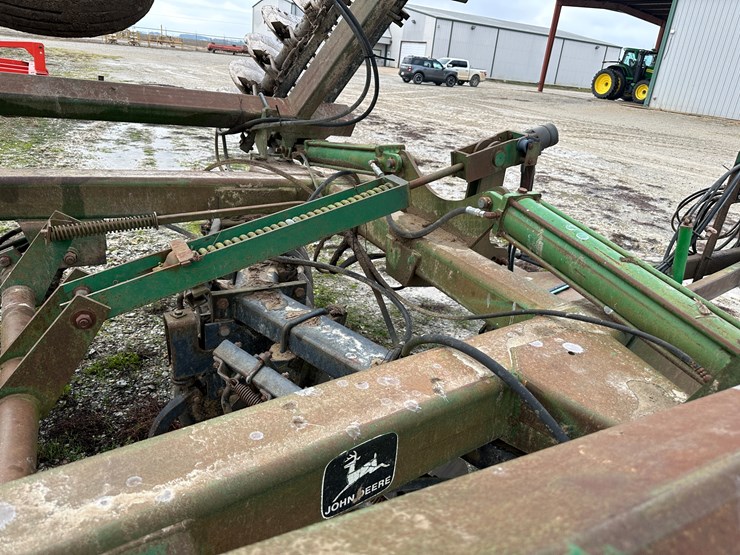 john-deere-630-image-49