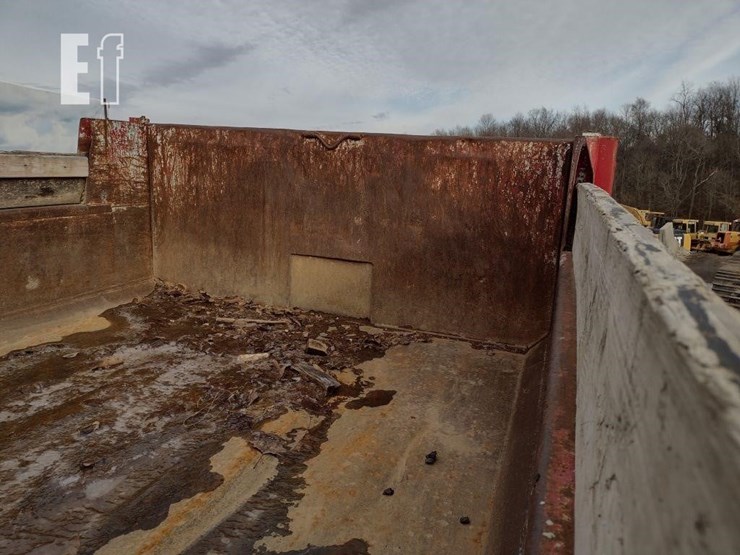 2003-ford-f650-image-29