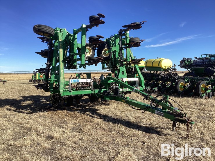 2013-john-deere-2510h-image-3