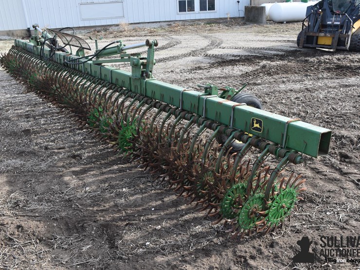 john-deere-400-image-18