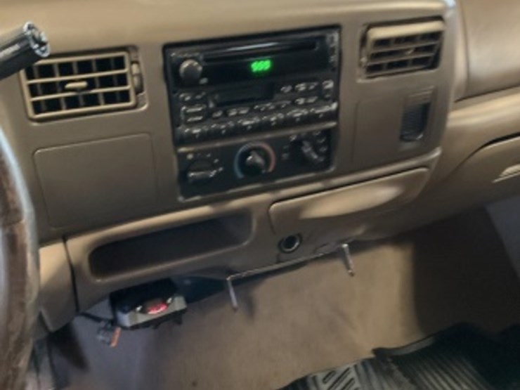 2001-ford-f250-image-22