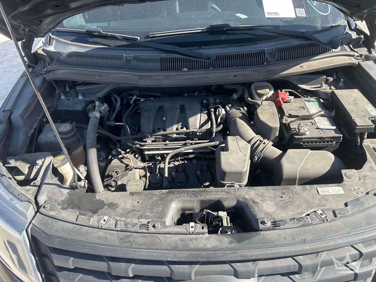 2016-ford-explorer-image-8