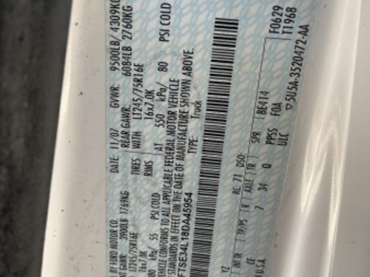 2008-ford-cargo-image-17