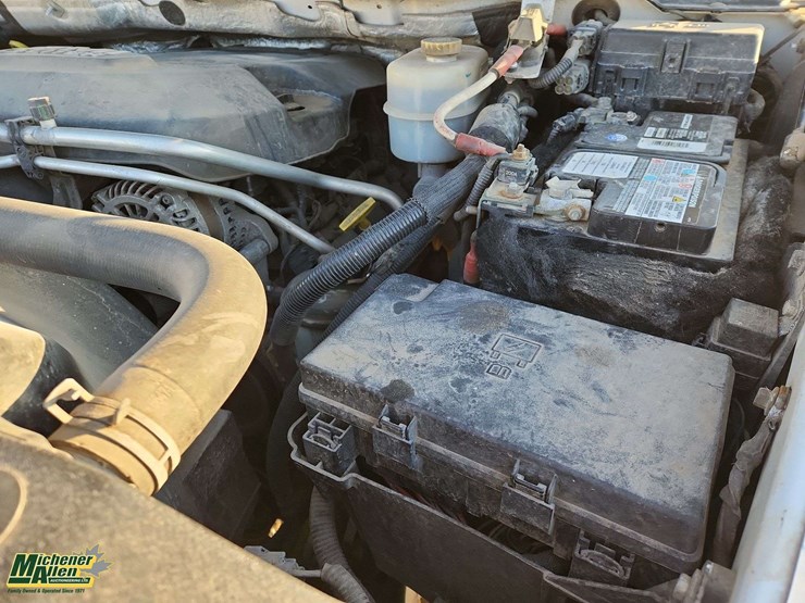 2016-dodge-2500-image-33