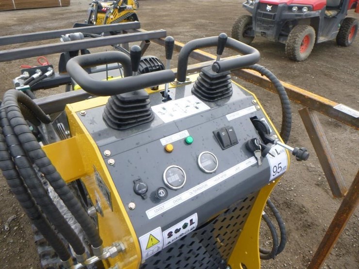 sdlanch-sdll60-skid-steer-track-loader-image-15