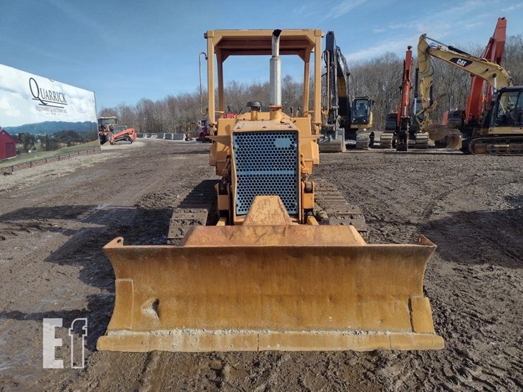 komatsu-d31a-17-image-2