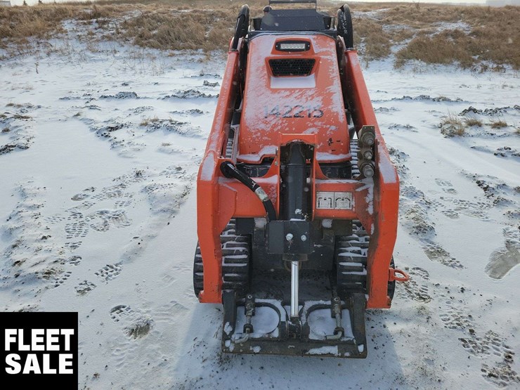 2022-kubota-scl1000-image-2