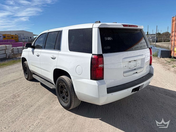 2019-chevrolet-tahoe-image-4