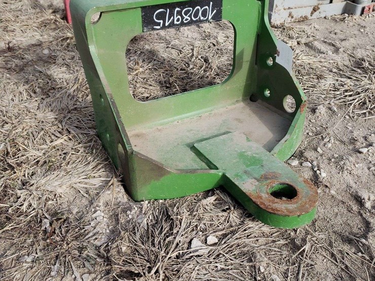 john-deere-rear-hitch-image-1