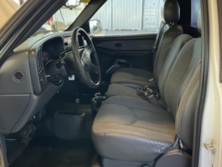 2006-chevrolet-silverado-1500-image-21