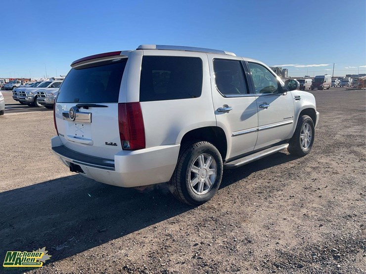 2007-cadillac-escalade-image-6