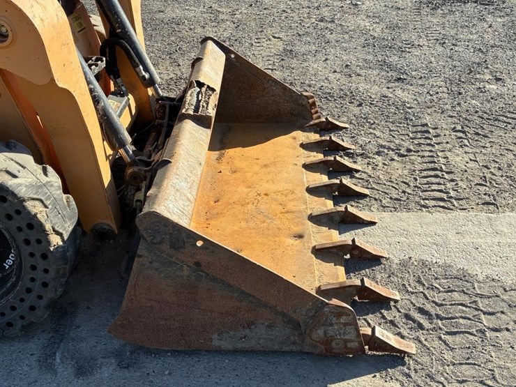 2019-manitou-1900r-image-6