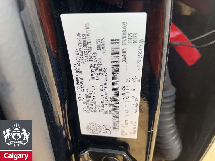 2016-ford-f150-image-27