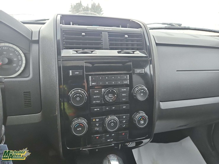 2008-ford-escape-image-22