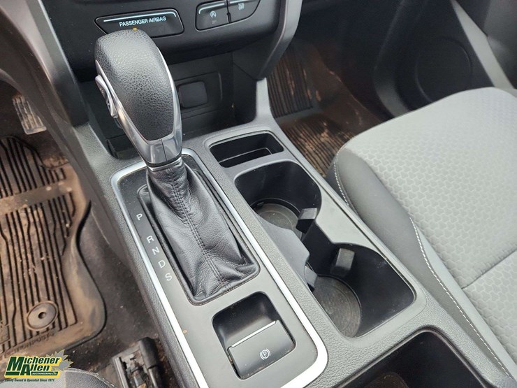 2018-ford-escape-se-image-21