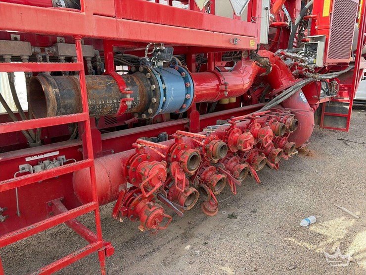 2012-peerless-ch-43-2a-t/a-frac-blender-trailer-image-30