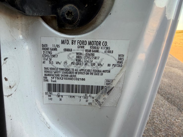 2006-ford-f250-image-12