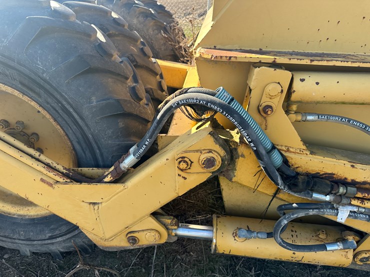 1999-reynolds-10c-image-50