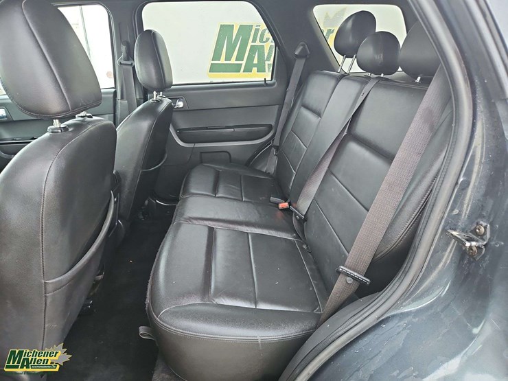 2008-ford-escape-image-15