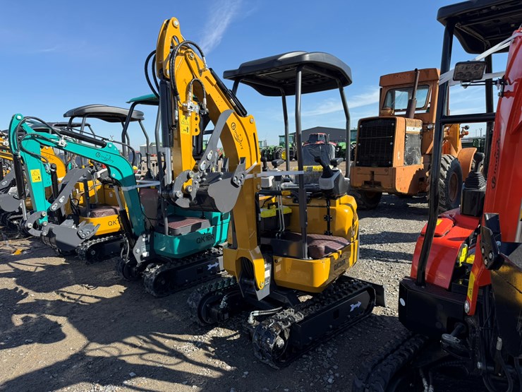 #100-•-unused-cfg-industry-qk20r-mini-excavator-qk20r202511060316-inv#-36803-image-1