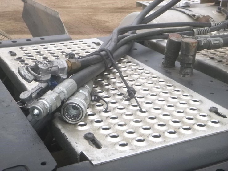 2017-international-prostar-image-10