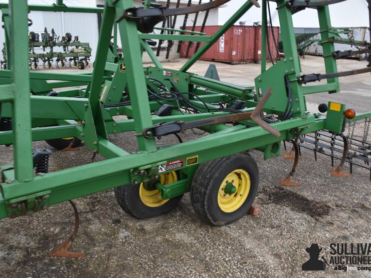 john-deere-726-image-19