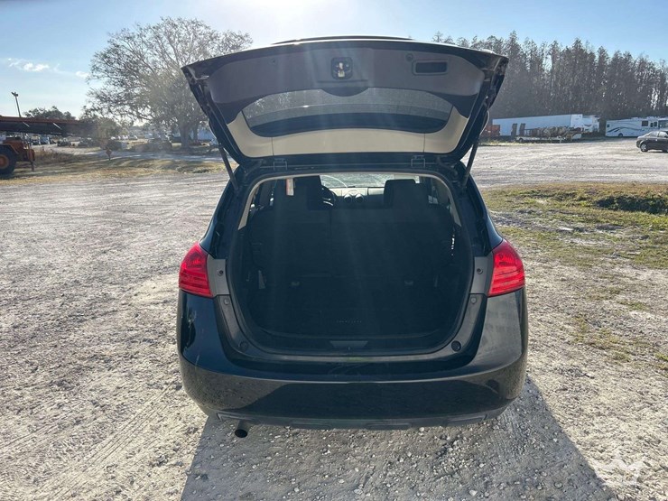 2010-nissan-rogue-image-19