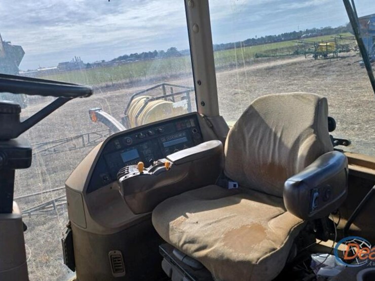 john-deere-8320-image-12