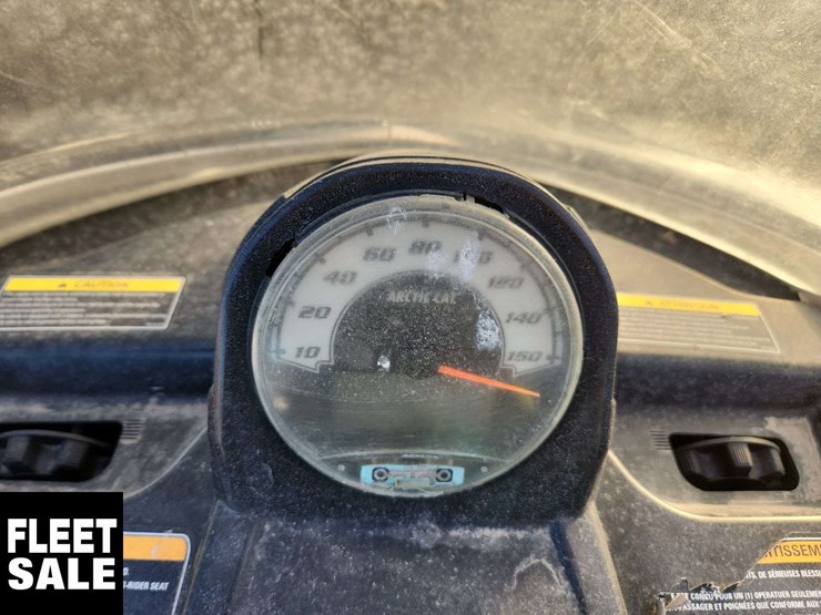 2014-caterpillar-570-image-7